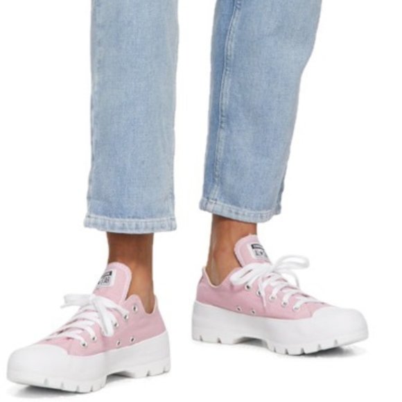 lugged pink converse